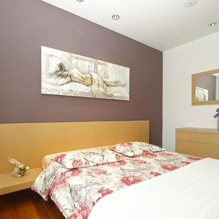 Dom wakacyjny Isabella 2103 *