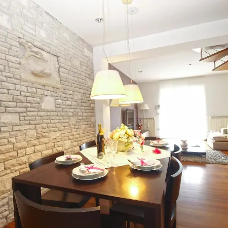 Dom wakacyjny Isabella 2103 *