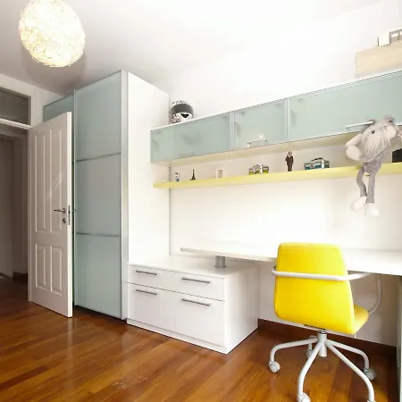 Isabella 2103 * Pula