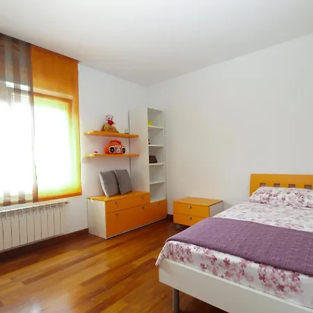 Vikendica Isabella 2103 Pula