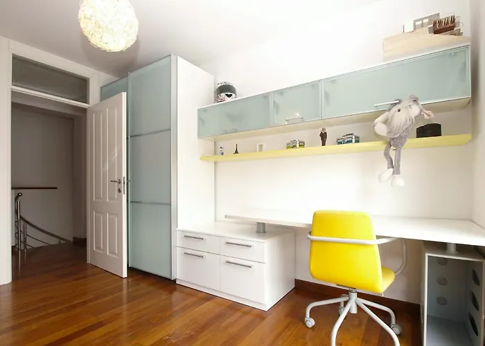 Isabella 2103 * Pula