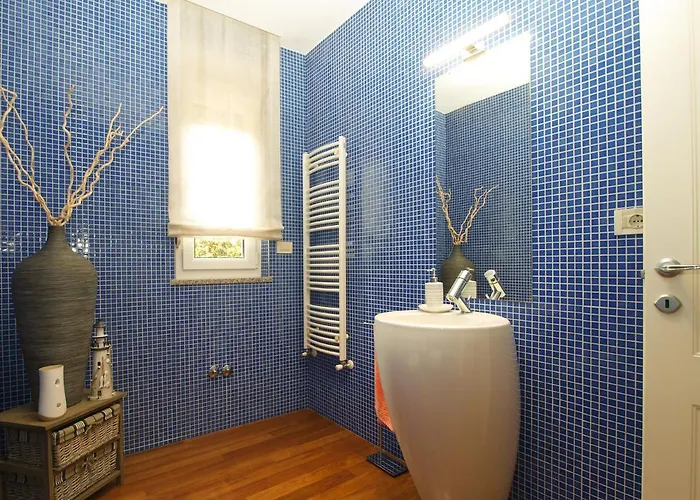 Isabella 2103 * Pula